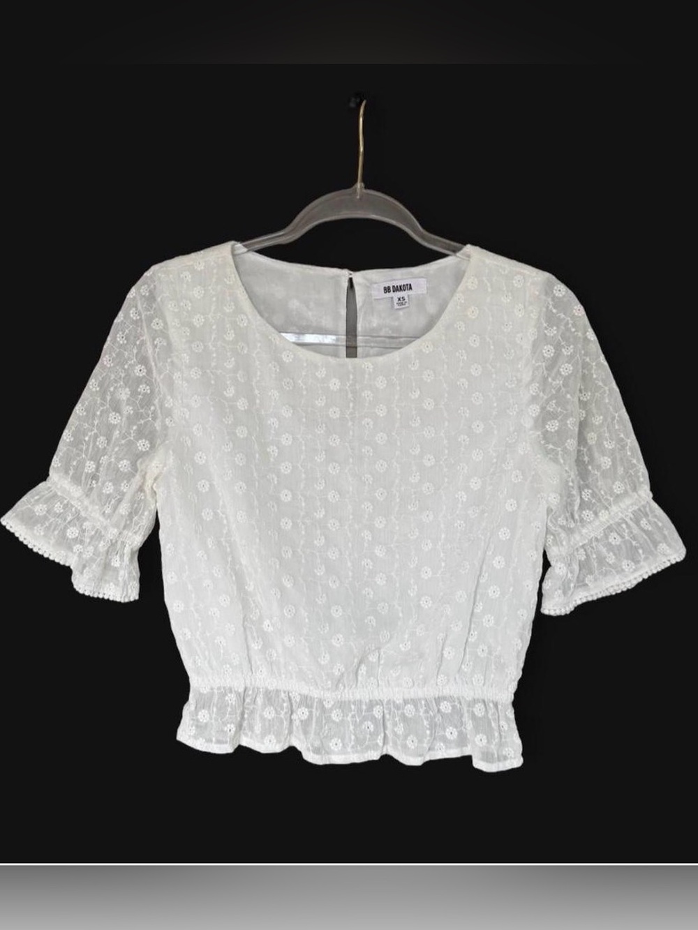 BB Dakota white eyelet lace short sleeve crop top blouse size XS / 0